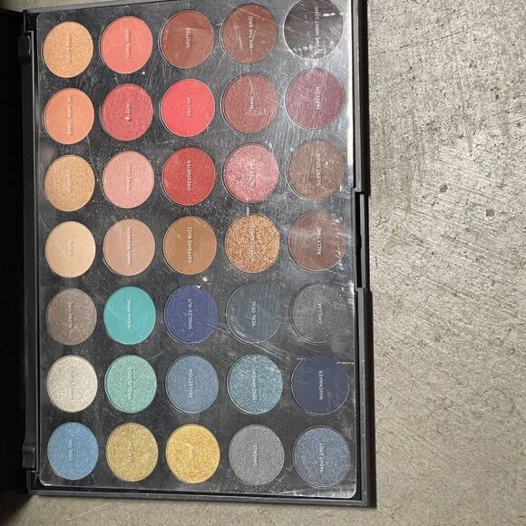 Morphe 35H Artistry Palette "Hot Spot" - 35 Highly Pigmented Shades, NEW - Picture 5 of 16